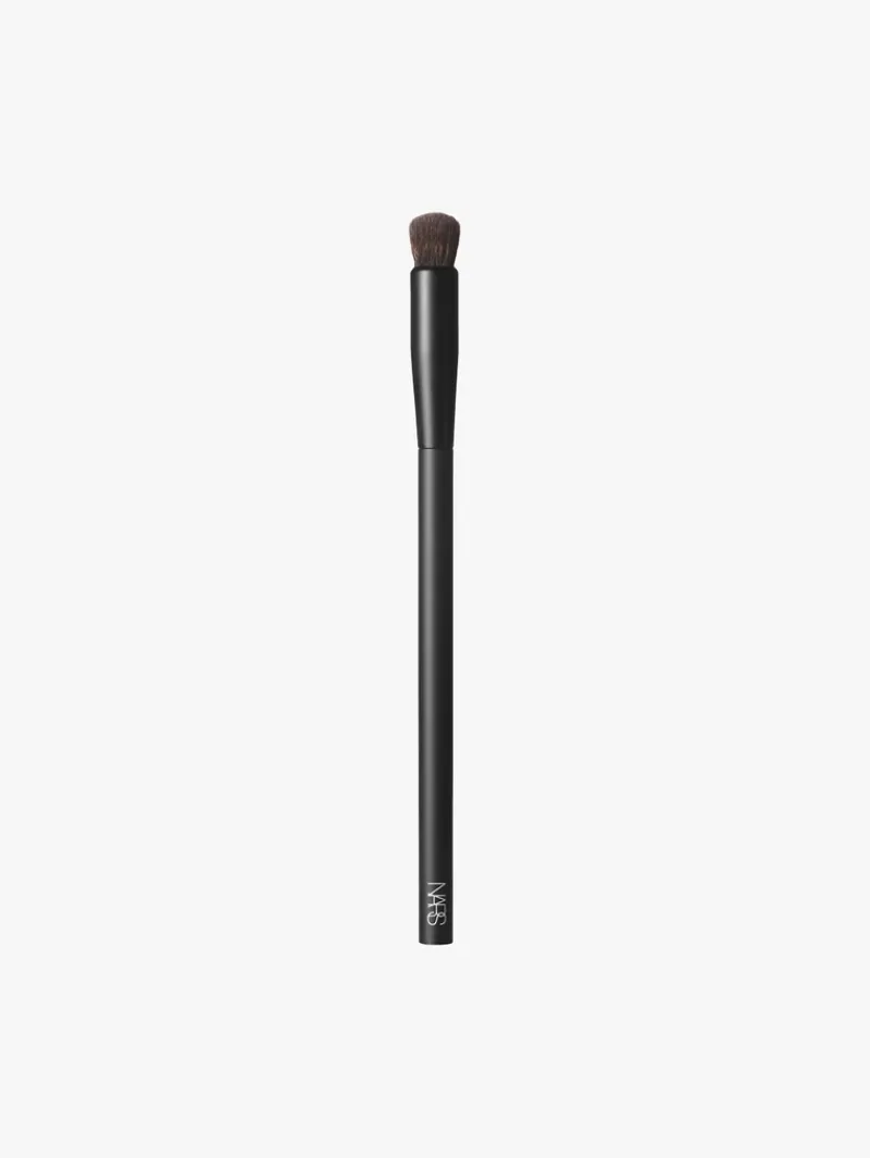 NARS #11 Soft Matte Complete Concealer Brush | MECCA Outlet