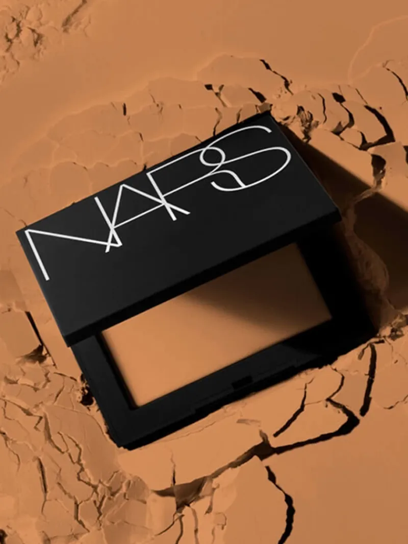 nars_light_reflecting_pre_5.webp NARS Light Reflecting Pressed Setting Powder | MECCA Outlet