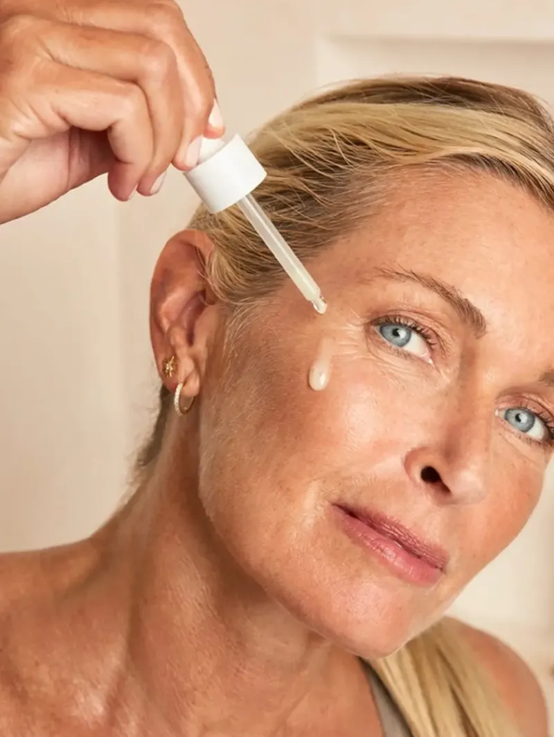 nuface_super_vitac_booste_4.webp NuFACE ® Super Vita-C Booster Serum | MECCA Online