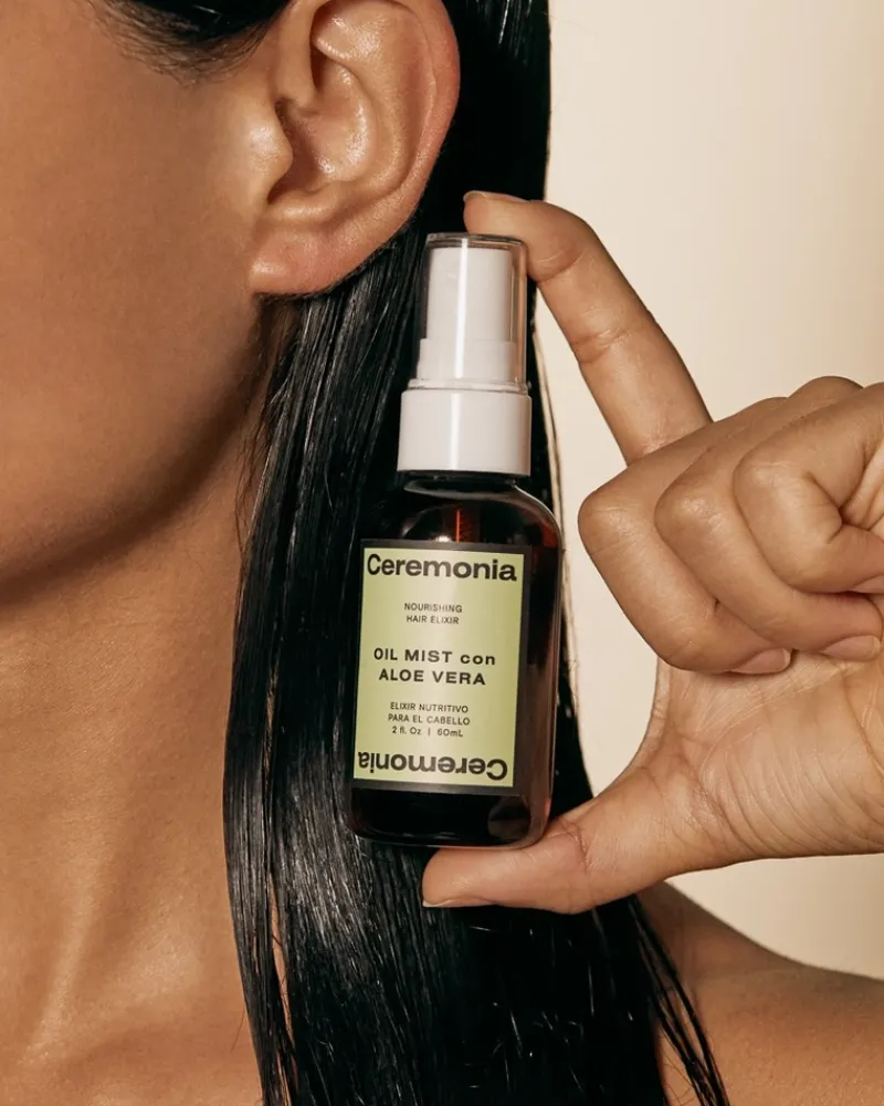 oil_mist_aloe_vera_ceremo_2.webp Ceremonia Oil Mist Aloe Vera | MECCA New