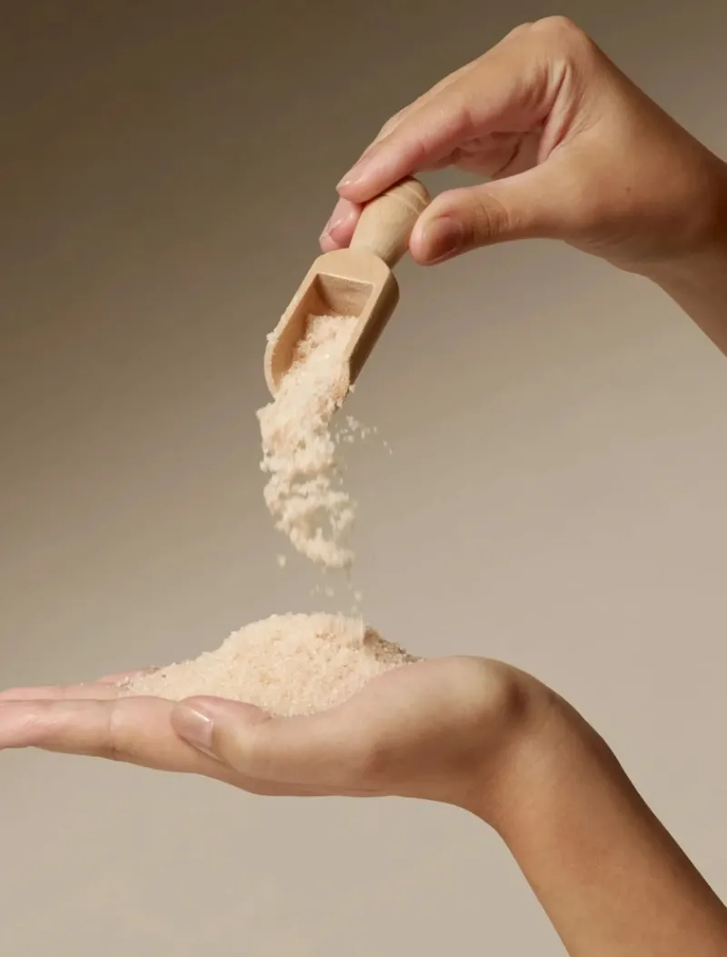 omorovicza_budapest_bath__2-1.webp Omorovicza Budapest Bath Salts | MECCA Sale