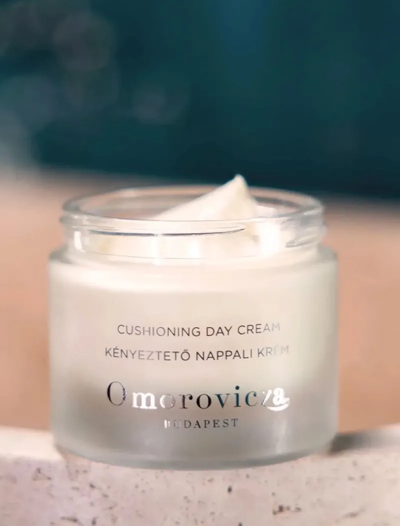 omorovicza_cushioning_day_6.webp Omorovicza Cushioning Day Cream | MECCA Best