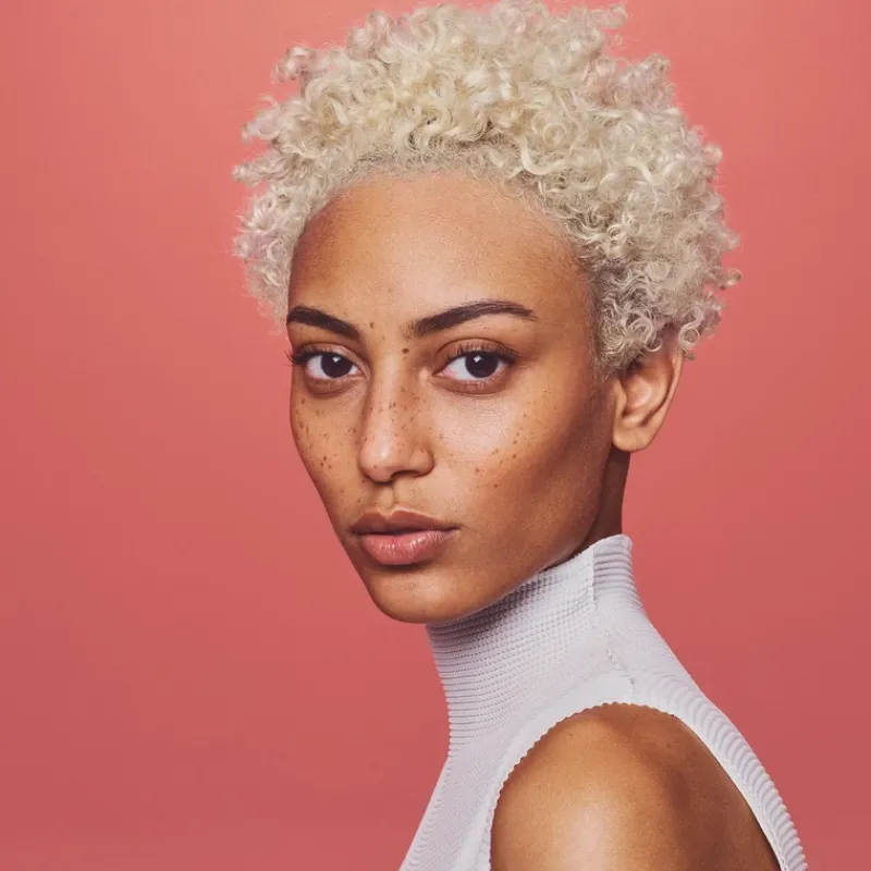 oribe_bright_blonde_radia_3.webp Oribe Bright Blonde Radiance and Repair Treatment | MECCA New