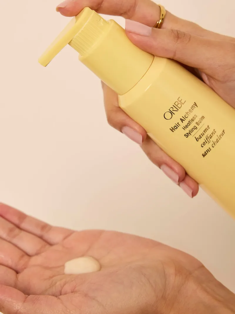 oribe_hair_alchemy_heatle_5.webp Oribe Hair Alchemy Heatless styling Balm | MECCA Clearance