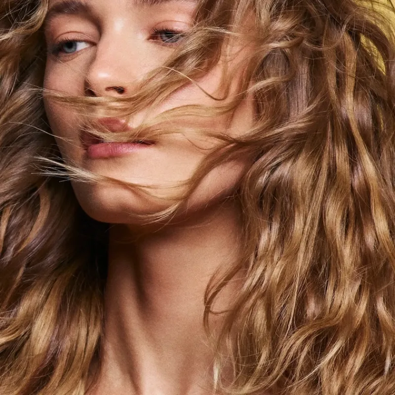 oribe_hair_alchemy_streng_6.webp Oribe Hair Alchemy Strengthening Masque | MECCA Sale