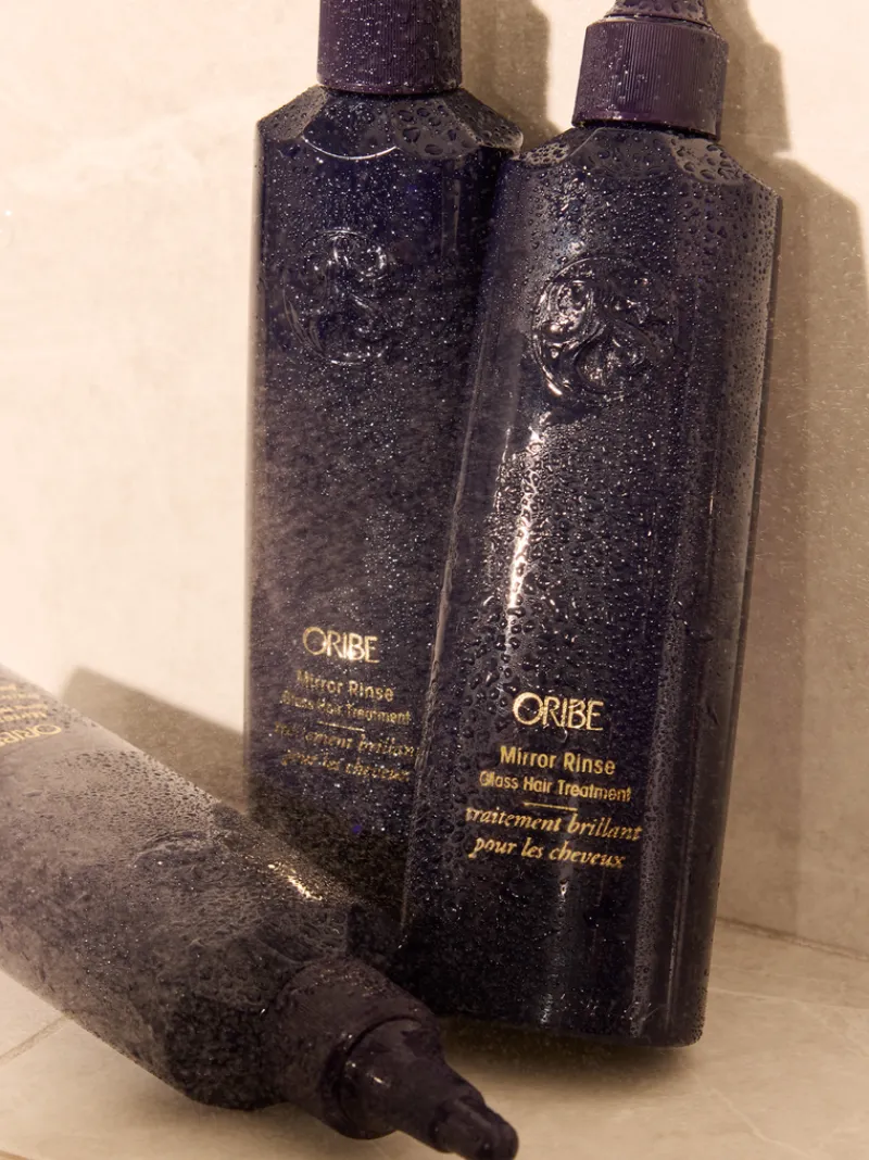 oribe_mirror_rinse__mecca_3.webp Oribe Mirror Rinse | MECCA New