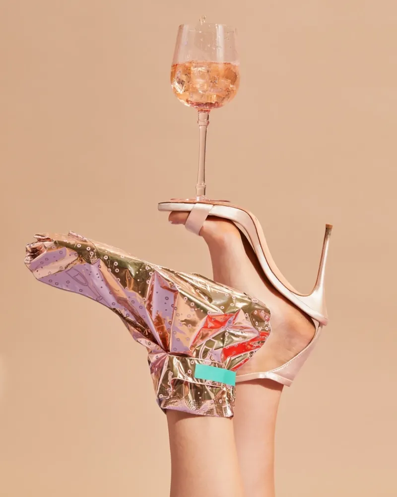 patchology_ros_toes_hand__4.webp Patchology Rosé Toes Hand Mask | MECCA Fashion