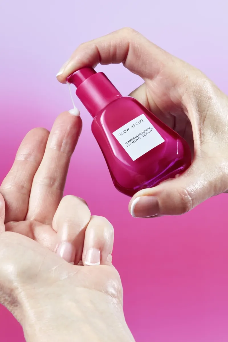 pomegranate_peptide_serum_2.webp Glow Recipe Pomegranate Peptide Serum - | MECCA Outlet