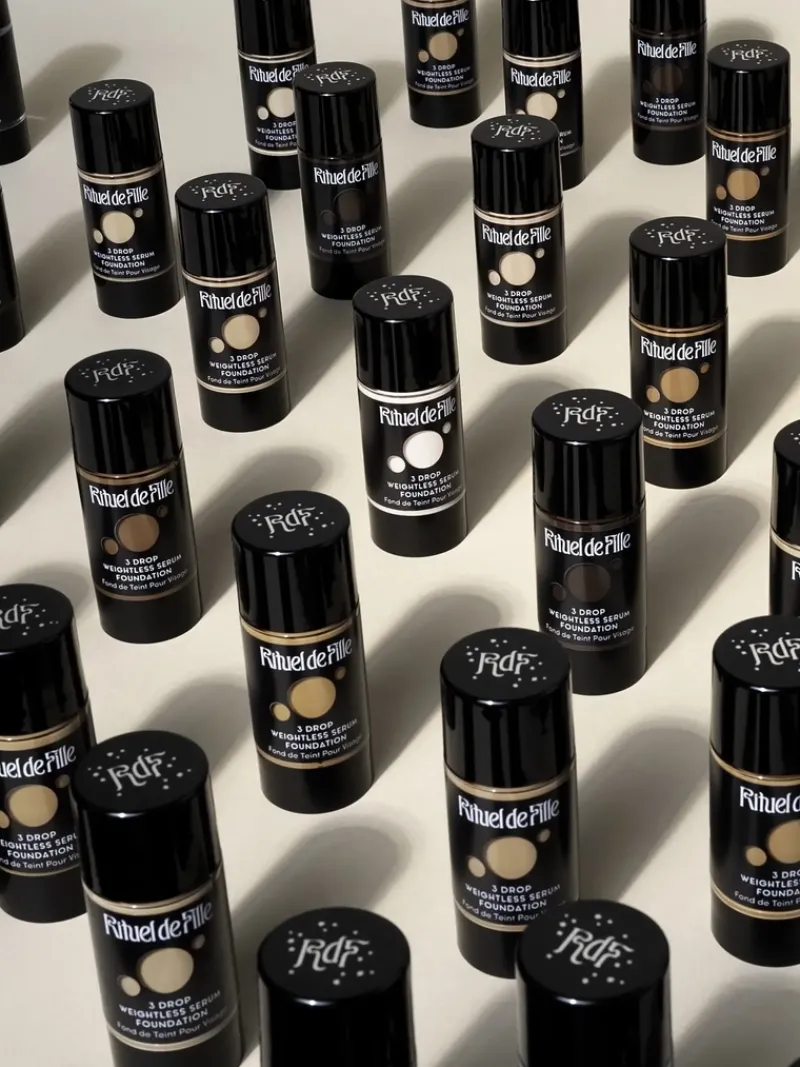 rituel_de_fille__drop_wei_5.webp Rituel de Fille 3 Drop Weightless Serum Foundation | MECCA Sale