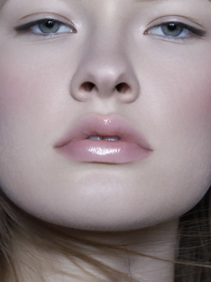 rituel_de_fille_thorn_bit_2.webp Rituel de Fille Thorn Bite Peptide Plump Crème Lip Oil | MECCA Discount