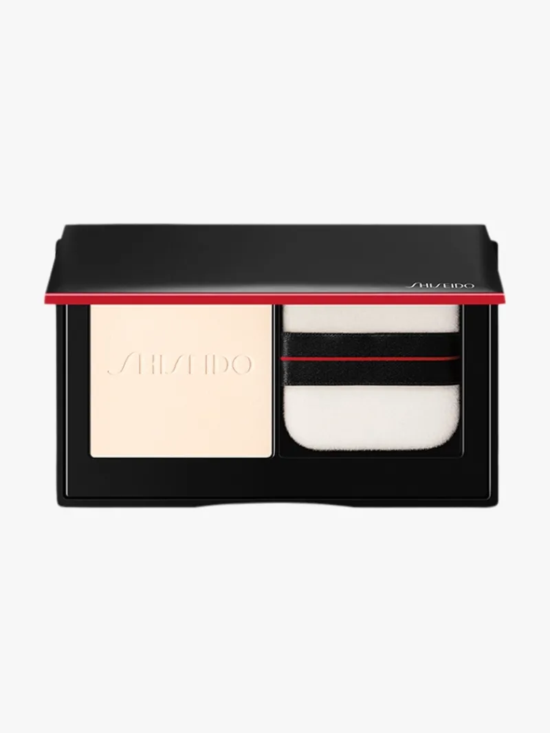 Shiseido Synchro Skin Invisible Silk Pressed Powder | MECCA Clearance