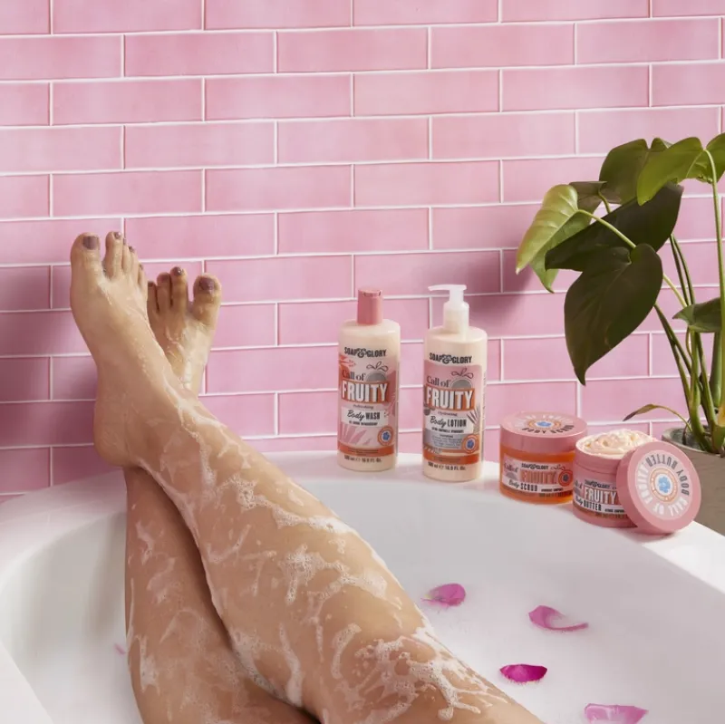 soap_amp_glory_call_of_fr_3-3.webp Soap & Glory Soap & Glory Call of Fruity Body Wash | MECCA Clearance