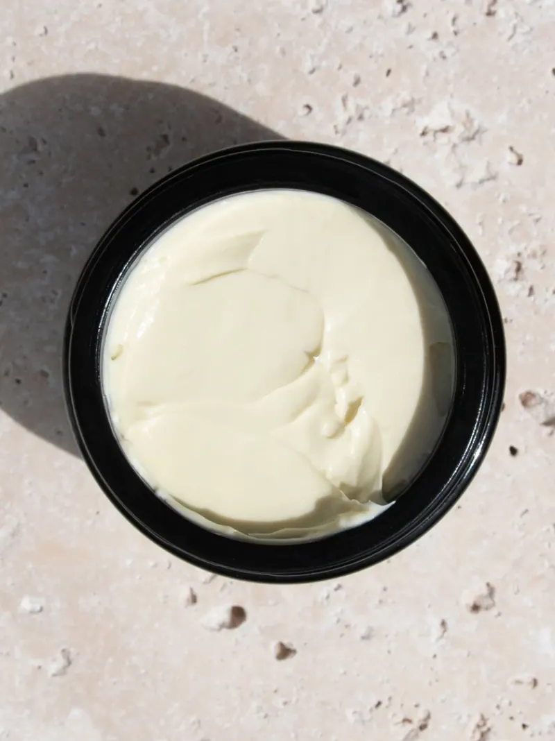 sodashi_calming_face_and__3.webp Sodashi Calming Face and Neck Moisturiser | MECCA Clearance