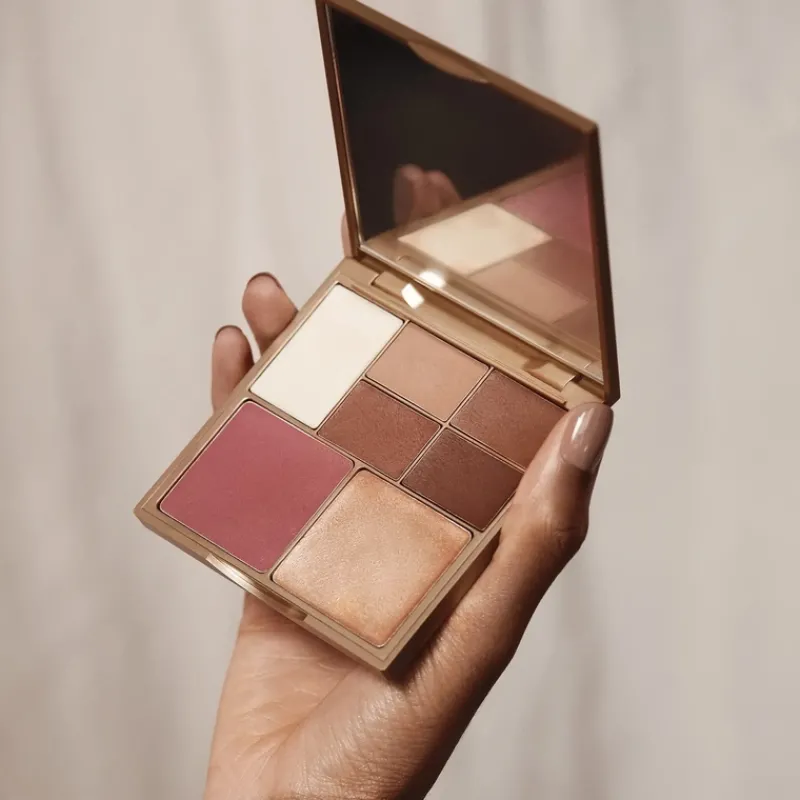 stila_sculpt_amp_glow_all_6.webp Stila Sculpt & Glow All-in-One Contouring & Highlighting Palette | MECCA Outlet