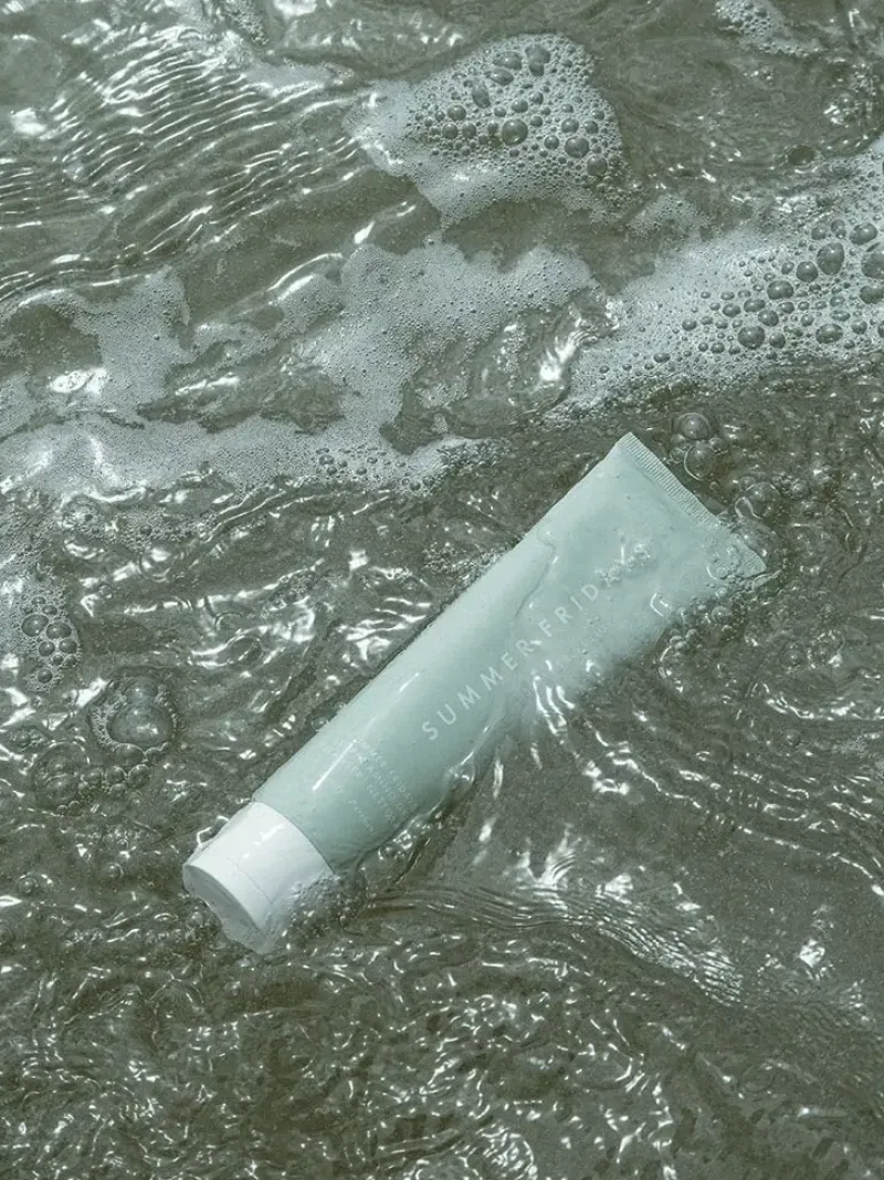 Summer Fridays Super Amino Gel Cleanser | MECCA Hot