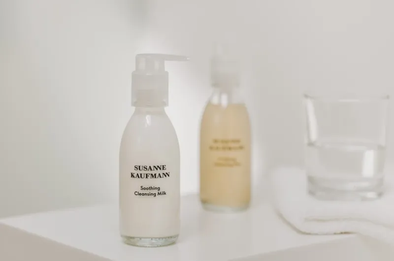 susanne_kaufmann_soothing_2-1.webp Susanne Kaufmann Soothing Cleansing Milk new | MECCA Discount