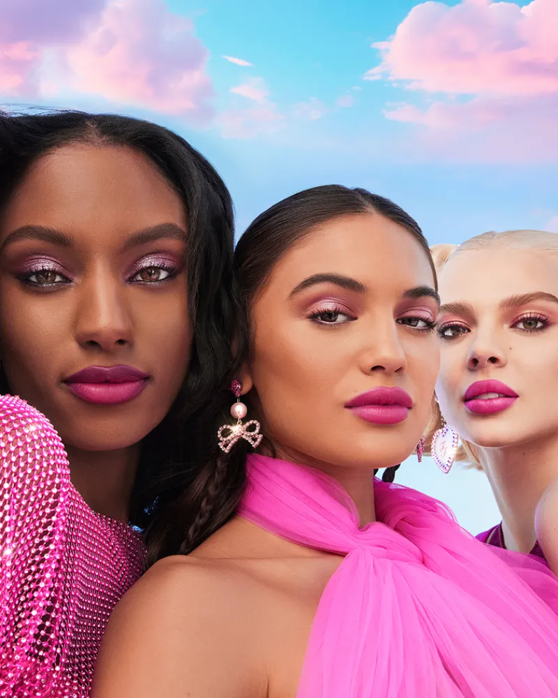 too_faced_born_this_way_s_5-2.webp Too Faced Born This Way Soft Blur Setting Powder | MECCA Fashion