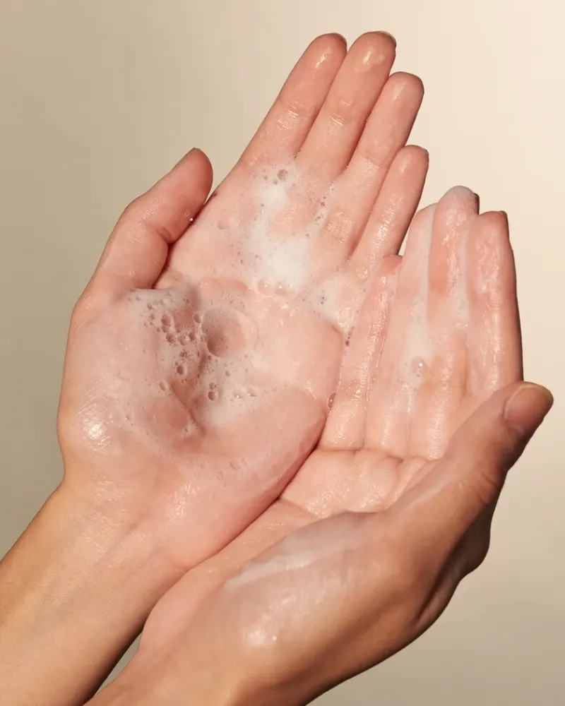 weightless_hydration_sham_3.webp Ceremonia Weightless Hydration Shampoo Yucca - | MECCA Outlet